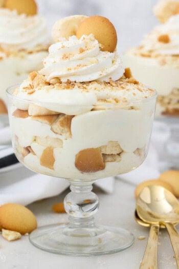 Three banana puddings in trifle glasses.