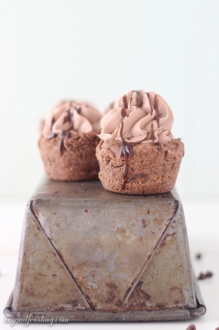 Mouthwatering Hot Chocolate Cookie Cups- a hot chocolate cookie with hot chocolate whipped cream!