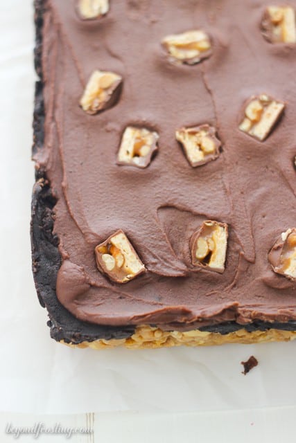 Peanut Butter and Chocolate No-Bake Snickers Bars