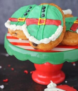 These santa and elves donuts are the perfect treat for Christmas morning.