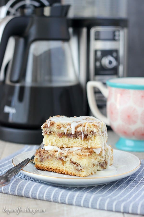 Classic Sour Cream Coffee Cake & Ninja Coffee Bar Review