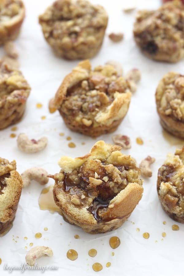 These Vanilla Cashew French Toast muffins are loaded with a secret ingredient. Shale Vanilla Pomegranate Cashew Glazed Nuts. Grab the recipe at beyondfrosting.com #spon