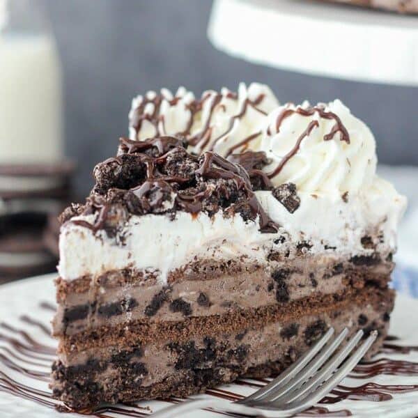 Chocolate Oreo Icebox Cake Recipe | Beyond Frosting