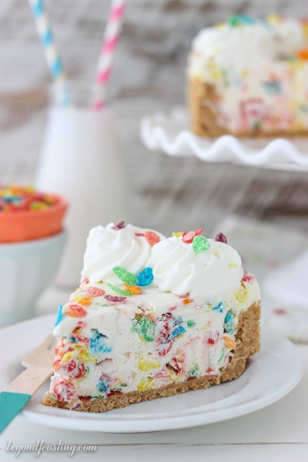 You’ll love the fruity flavors in this No-Bake Fruity Pebbles Cheesecake! The no-bake cheesecake filling is loaded with Fruity Pebbles on a Nilla Wafer crust.
