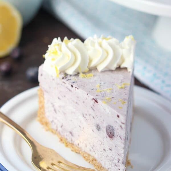 This frozen No-Churn Blueberry Ice Cream Pie is perfect for summer! Just 15 minutes and a few simple ingredients to make this pie. This is a great no-bake treat and doesn’t require an ice cream maker.