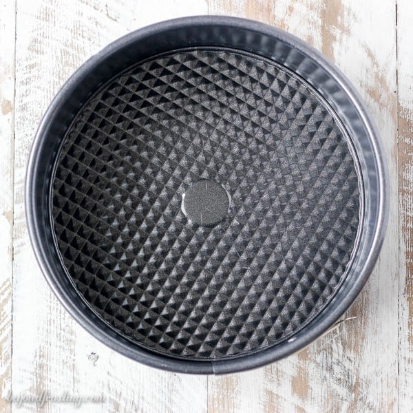 An overhead shot of a springform pan.