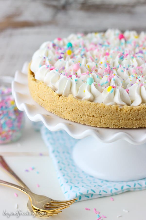 This homemade Funfetti Pudding Pie is a cake batter lover’s dream. This is one pie that I could not stop eating!