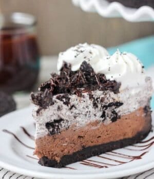 It’s all about the layers with this No-Bake Oreo Chocolate Mousse Pie. The thick Oreo crust is filled with a quick chocolate mousse, followed by a layer of easy Oreo mousse and topped off with more chocolate and whipped cream.