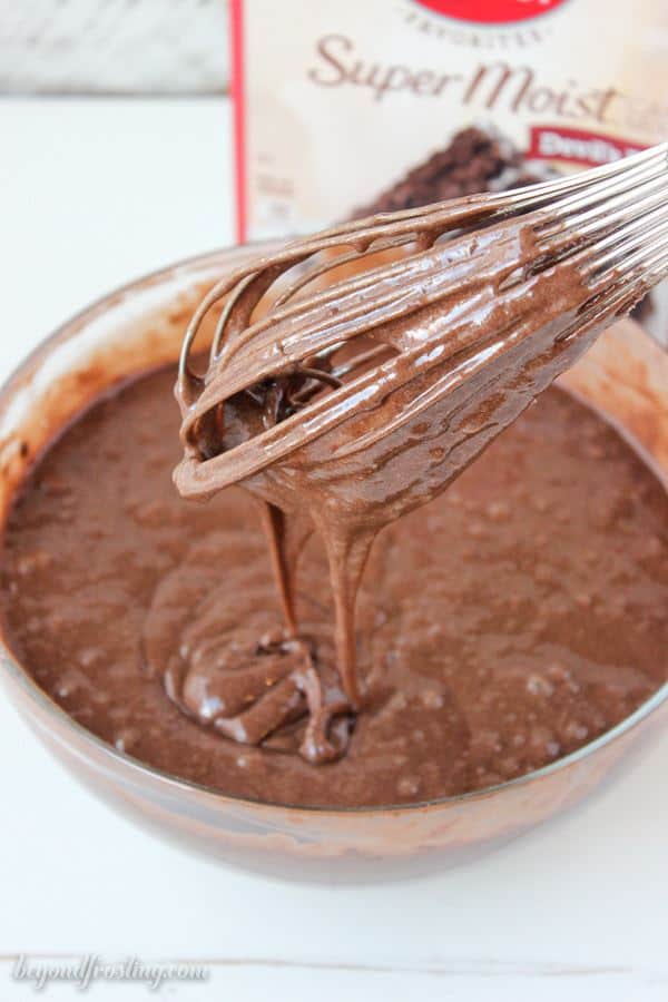 What is the best boxed chocolate cake mix? This post will answer your questions. It is the best guide explaining the differences between boxed cake mixes.