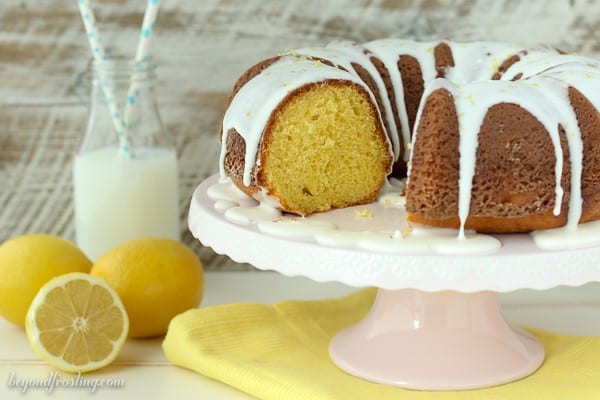 Easy Lemon Bundt Cake