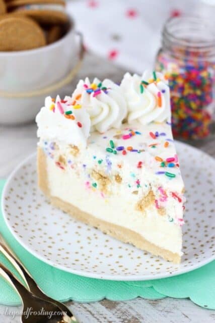 No-Bake Funfetti Mousse pie is everything you dream of. It starts with a thick Oreo crust, with a layer of white chocolate mousse and another layer of Oreo Funfetti Mousse made with cake batter whipped cream!