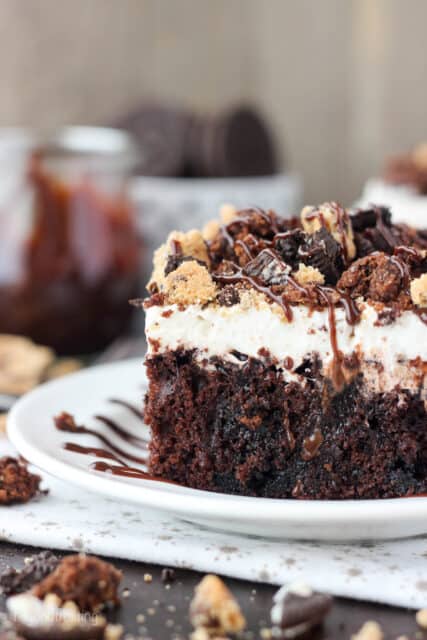 Decadent Slutty Brookie Poke Cake l Beyond Frosting