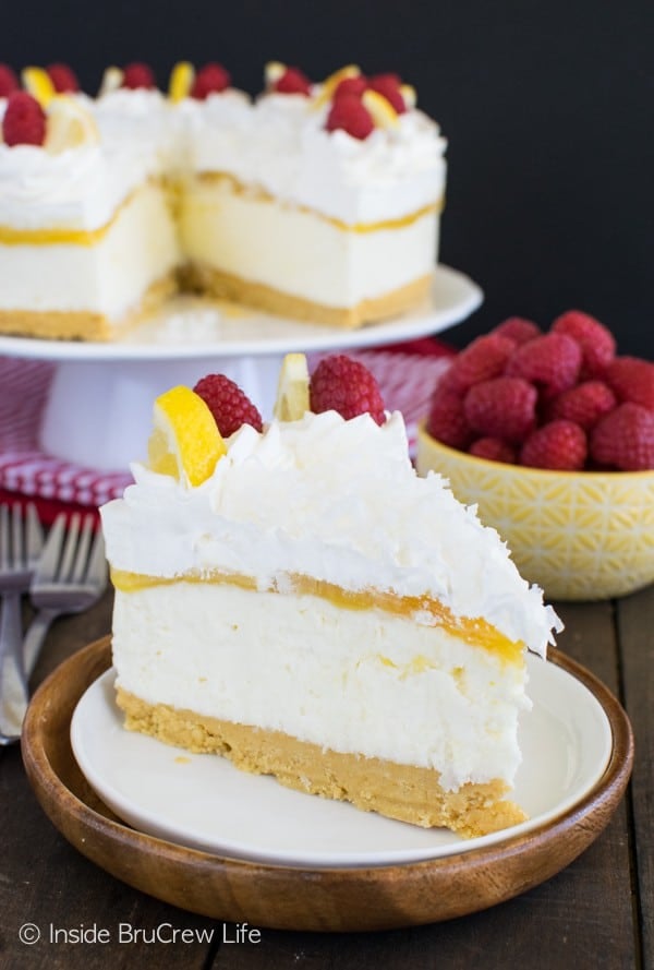 no bake lemon macaroon cheesecake