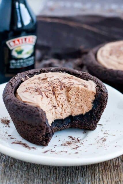 Baileys Cheesecake Cookie Cups