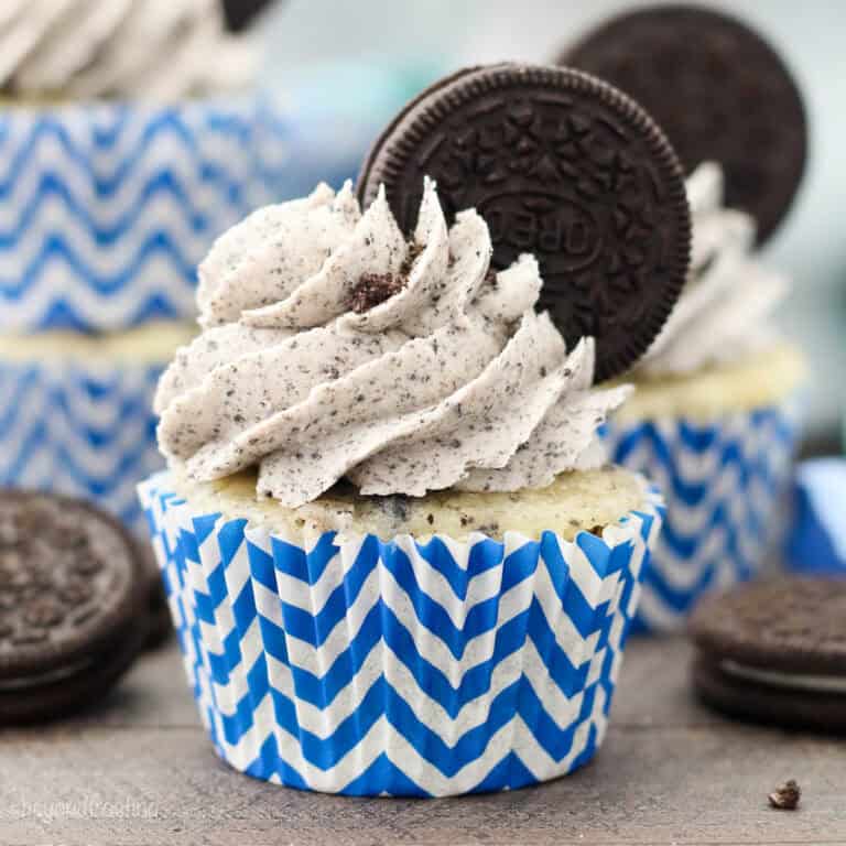 Cookies And Cream Oreo Cupcakes Beyond Frosting