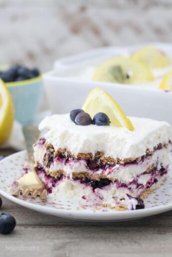 No-Bake Blueberry Lemon Cheesecake Icebox Cake - Beyond Frosting