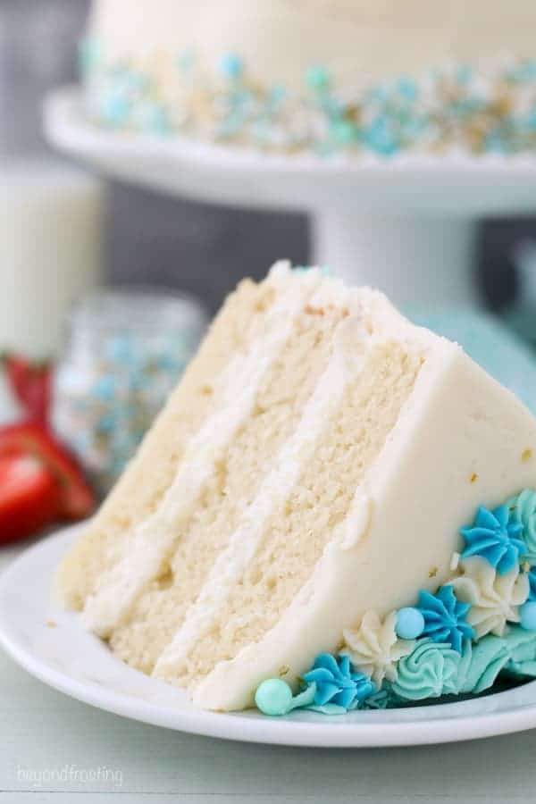 3 Layer Victoria Sponge Cake with Cream and Strawberries