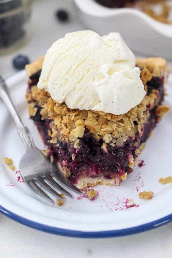 Blueberry Crumble Pie - Beyond Frosting