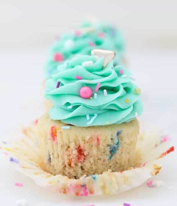 Easy Homemade Cupcakes | Beyond Frosting