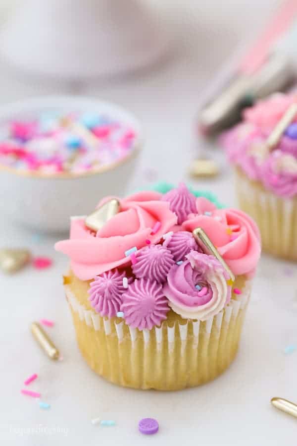 unicorn-cupcakes-beyond-frosting