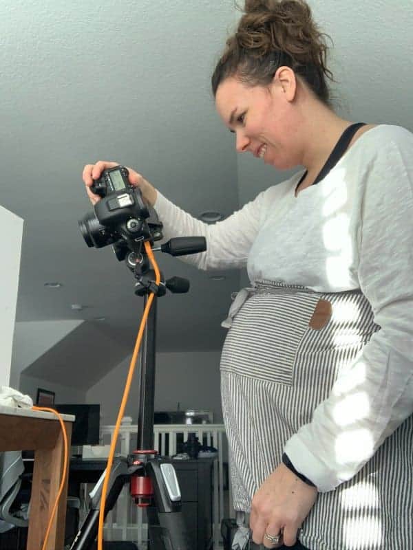 28 weeks pregnant shooting photos