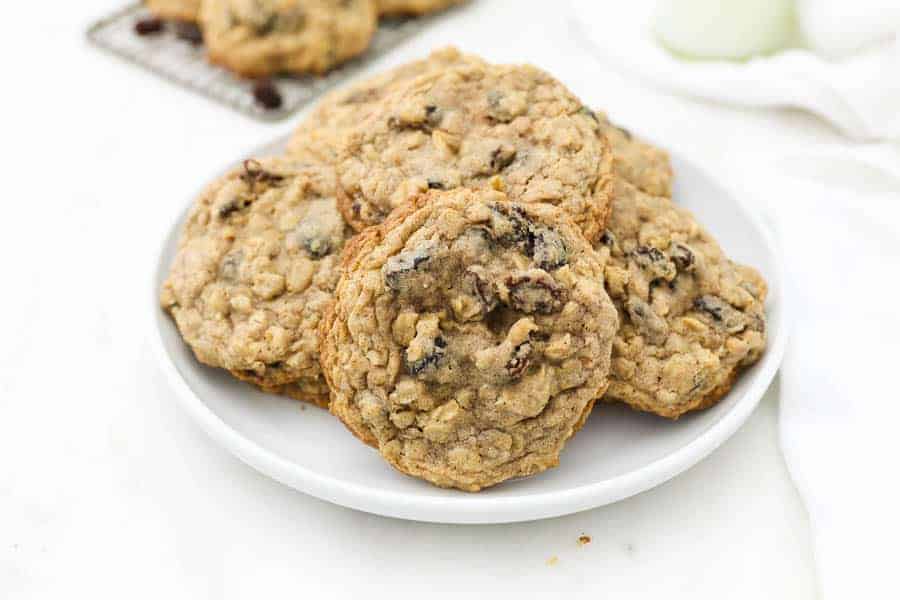 Soft & Chewy Oatmeal Raisin Cookies