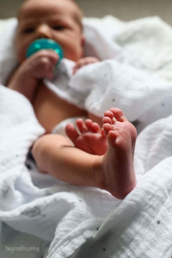 babys feet photo
