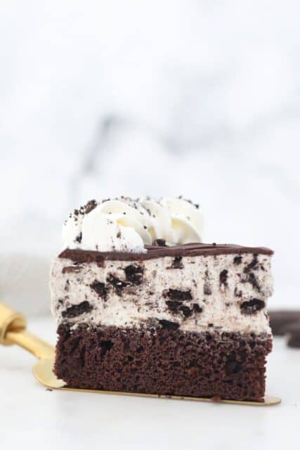 Homemade Oreo Ice Cream Cake | Beyond Frosting