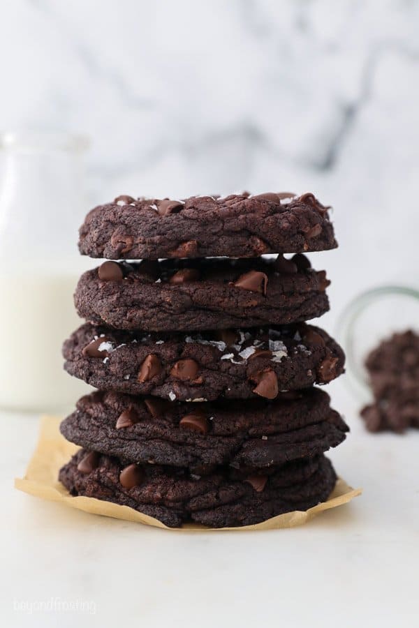 5 chocolate cookies stacked on one another