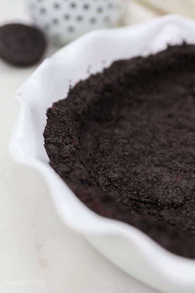 Easy Oreo Cookie Crust 10 Minute Recipe (Baked or No Bake)