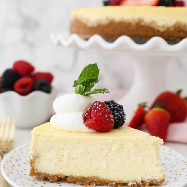 Creamy Homemade Cheesecake l Beyond Frosting