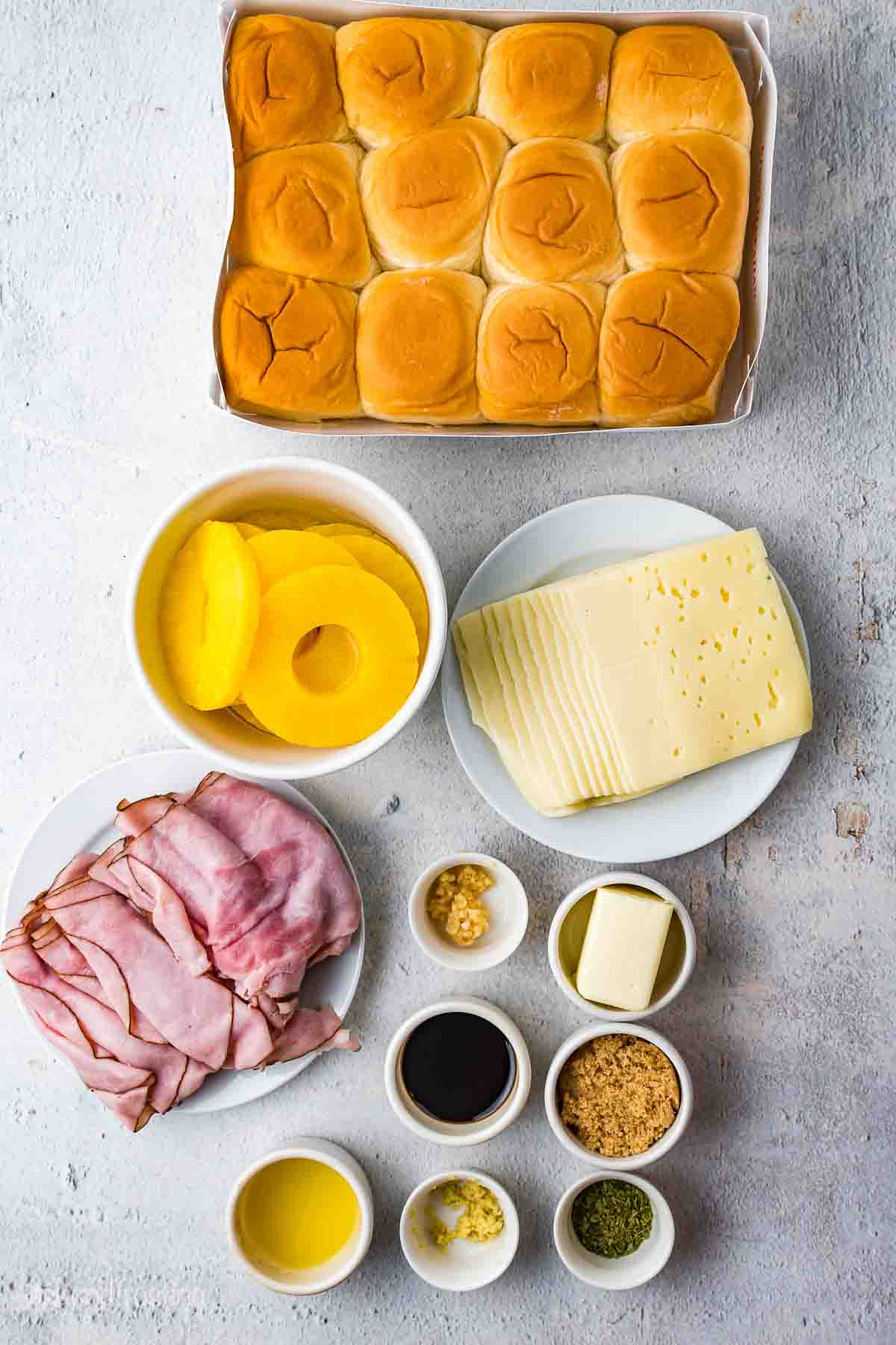 All of the ingredients that you need to make these Ham and Cheese Sliders.