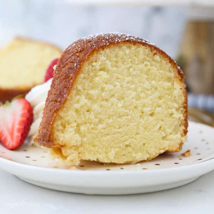 Easy Old-Fashioned Pound Cake Recipe | Beyond Frosting