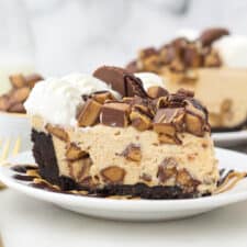 No-Bake Peanut Butter Cup Cheesecake-image