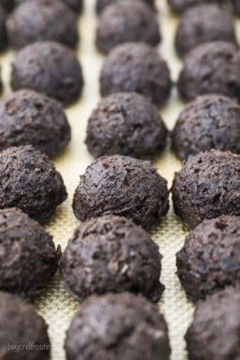 Homemade Oreo Truffles Recipe | Beyond Frosting