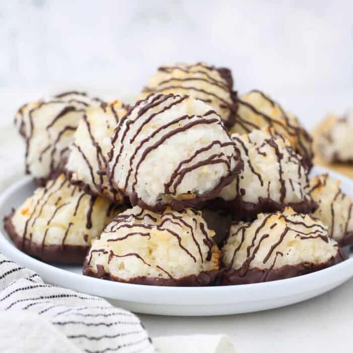 Easy Chocolate Coconut Macaroons | Beyond Frosting