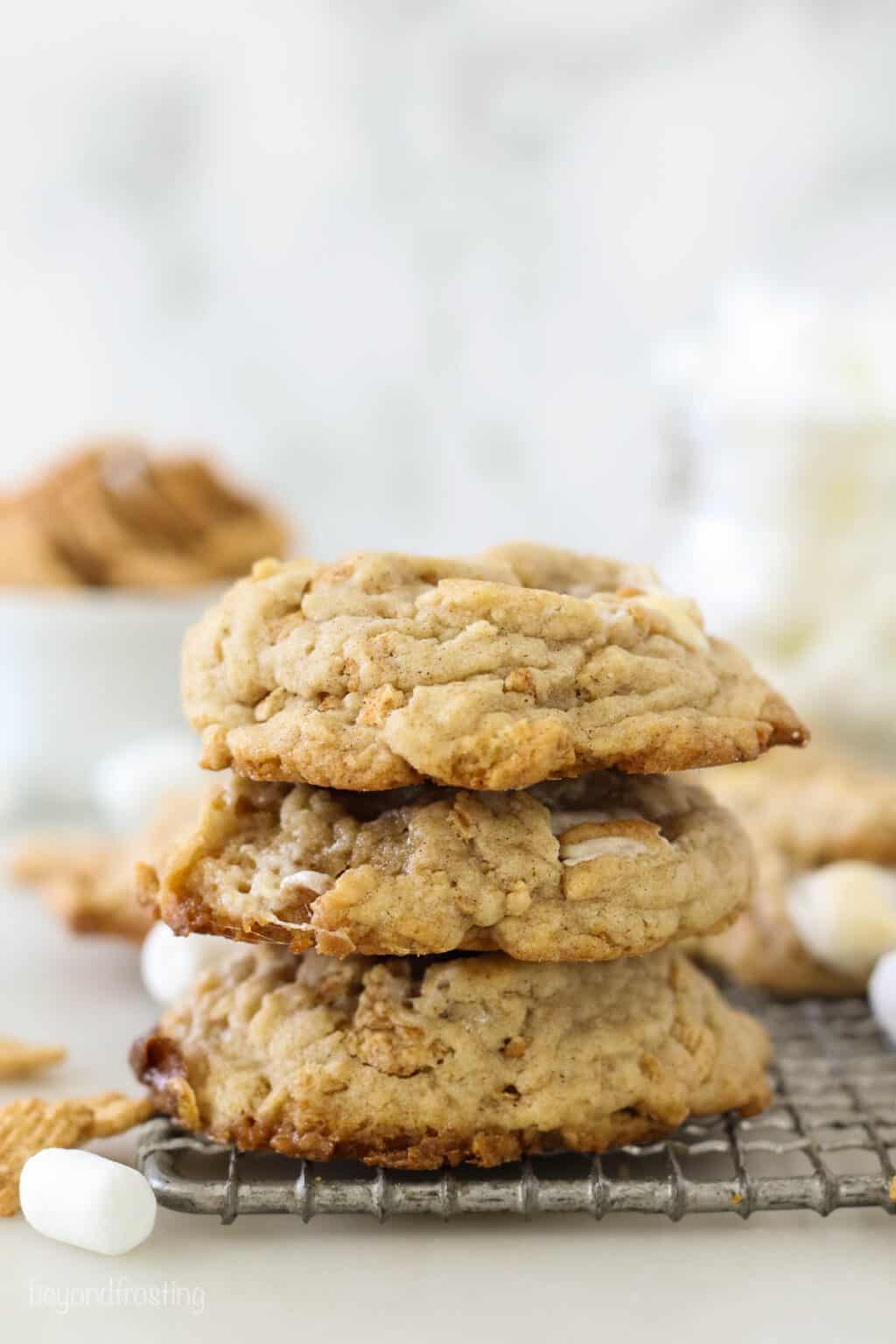 Cinnamon Toast Crunch Marshmallow Cookies Beyond Frosting