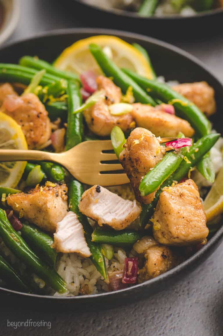 Quick & Easy Lemon Chicken Stir Fry with Green Beans l Beyond Frosting