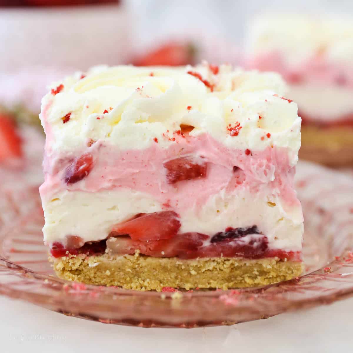 No Bake Strawberry Cheesecake recipe (VIDEO) - The Recipe Rebel