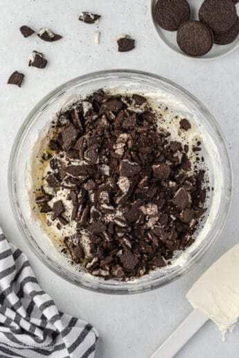 The Best No-Bake Oreo Cheesecake | Beyond Frosting