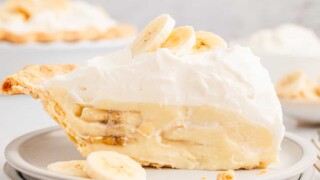 Banana Cream Pie | Beyond Frosting
